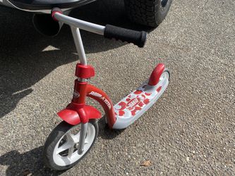 Radio Flyer Scooter