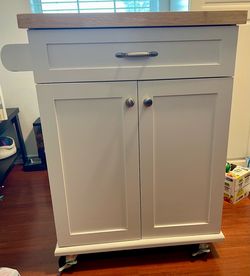 Kitchen Island with Wheels and Towel Holder