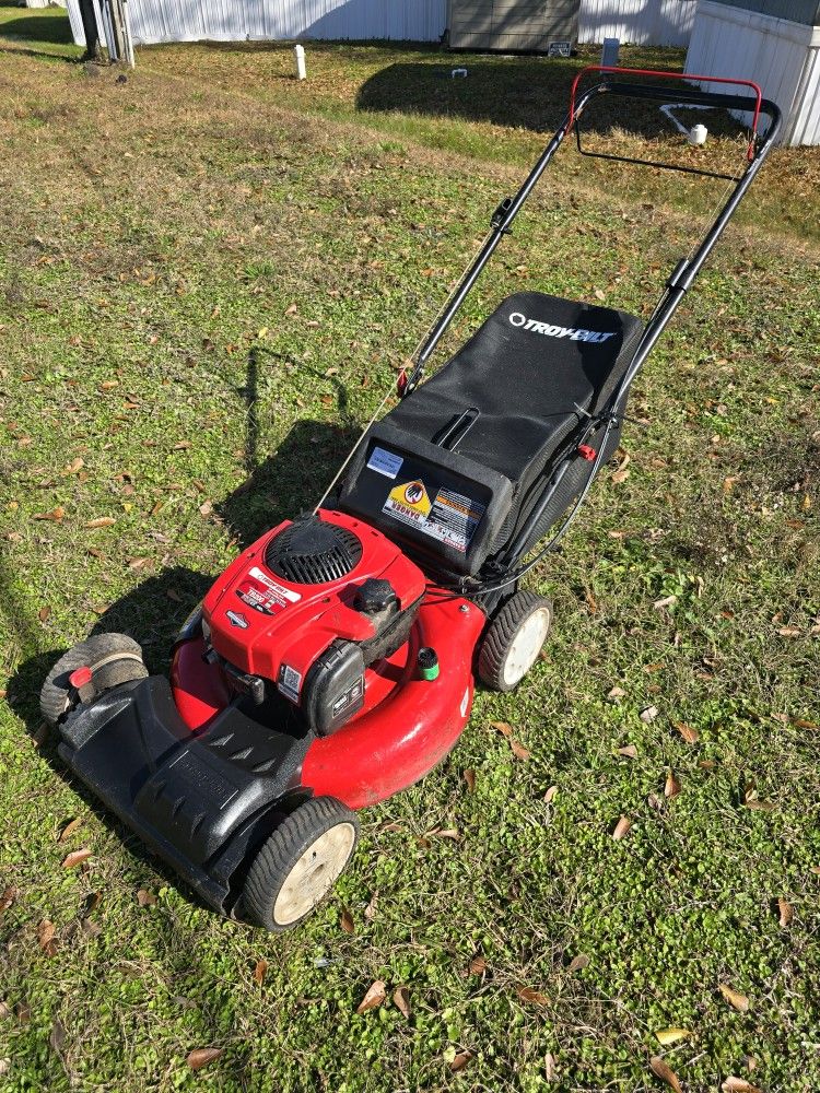 Troy-bilt 21" Self-propelled Lawn Mower