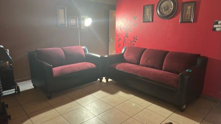 Couch set