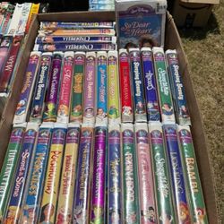 CHEAP VHS TAPE LOT 