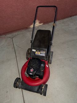 21” Briggs and Stratton push lawn mower