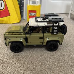 Lego Technic 42110 Land Rover Defender