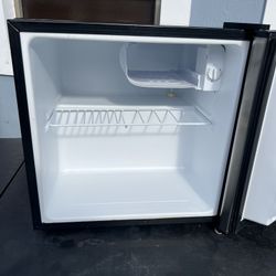 Premium Mini Fridge 