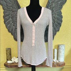 Lululemon V-Neck Long Sleeve Top
