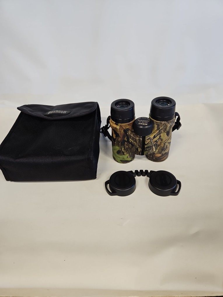 Nikon Monarch 10x36 6° Binoculars with Bushnell Case 781344-1