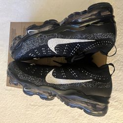 NIKE AIR VAPORMAX 2023 FK  MAN SIZE 7 WOMAN SIZE 8.5