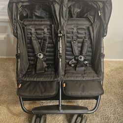 Zoe The Twin V2 Lightweight, Compact Double Stroller