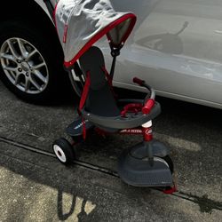 Radio Flyer Kids Tricycle 