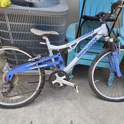 Mountain Bikes Bycycle Great Condition Mongoose Iron Horse