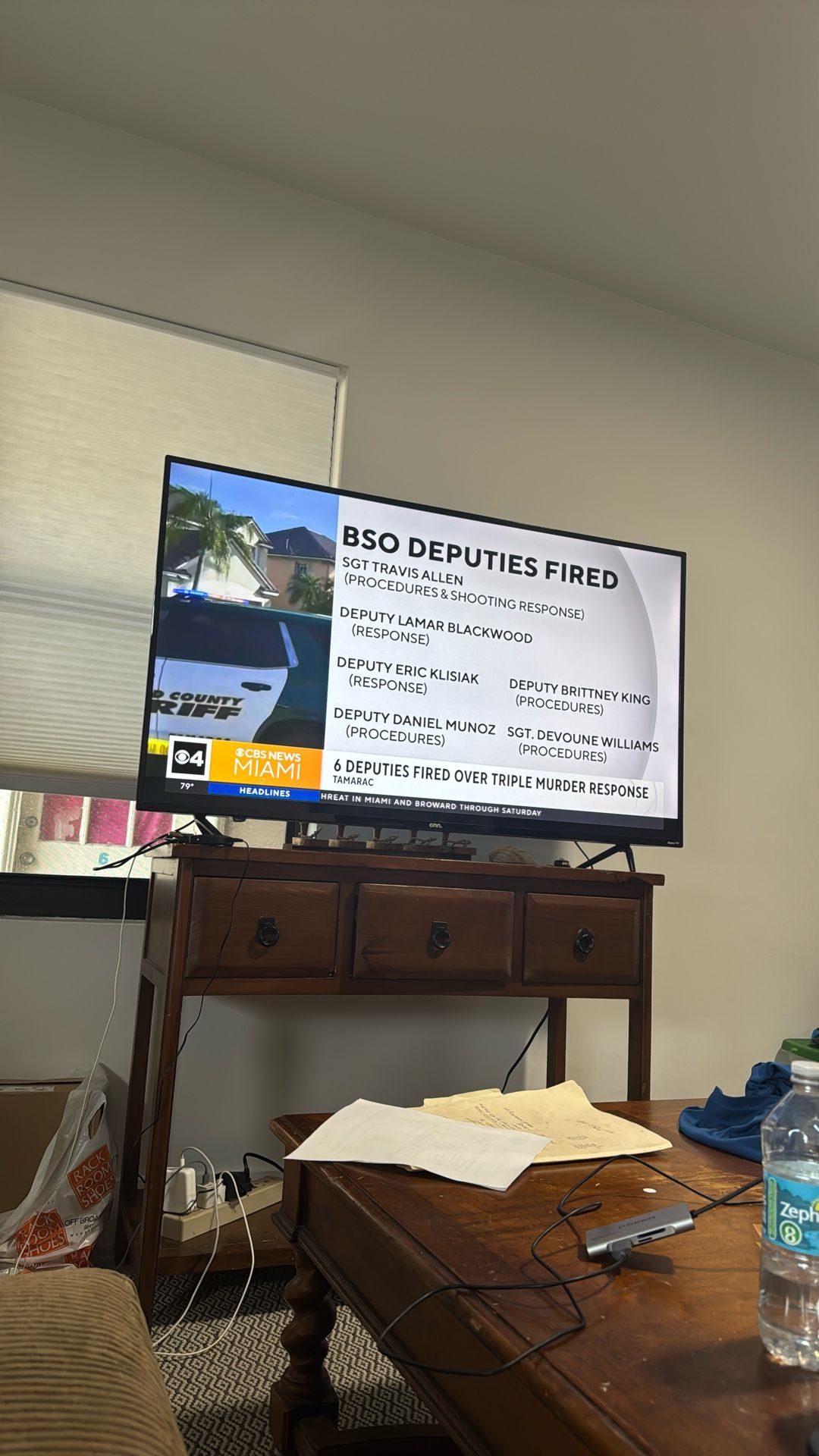 ONN TV With Table. Great Condition