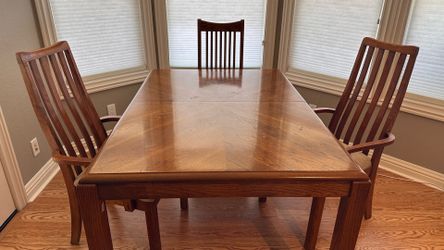 Dining set