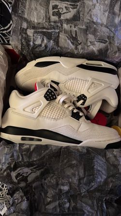 Air Jordan 4 Retro