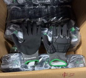 Amazon Basics Work Gloves – Only $2/Pair!