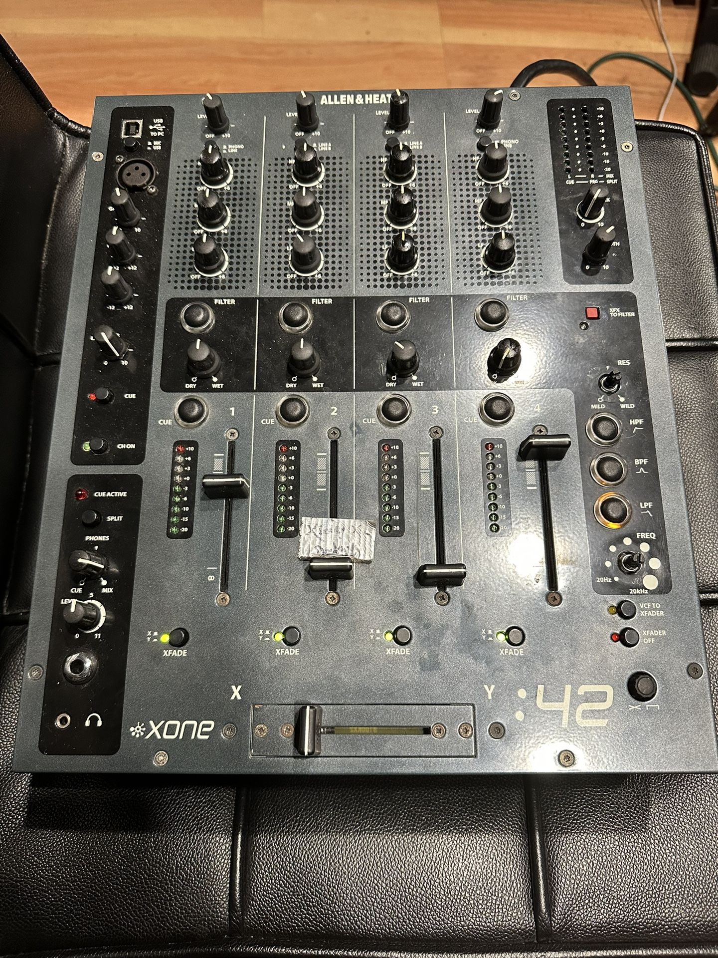 Allen & Heath Xone 42 Dj Mixer