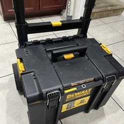 Dewalt Chest