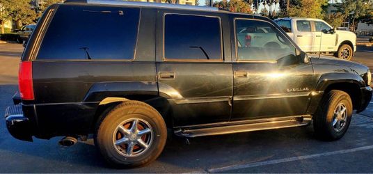 2000 Cadillac Escalade