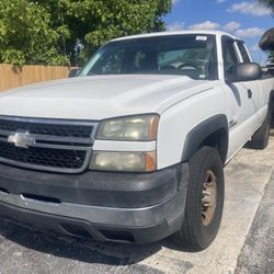 2006 CHEVY SILVERADO 2500 HD DIESEL 