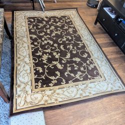 Large Area Rug Jameel (5' X 7' 3") $160 Rug Like-New
