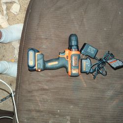 Black& Decker Lithium Ion Screw Gun
