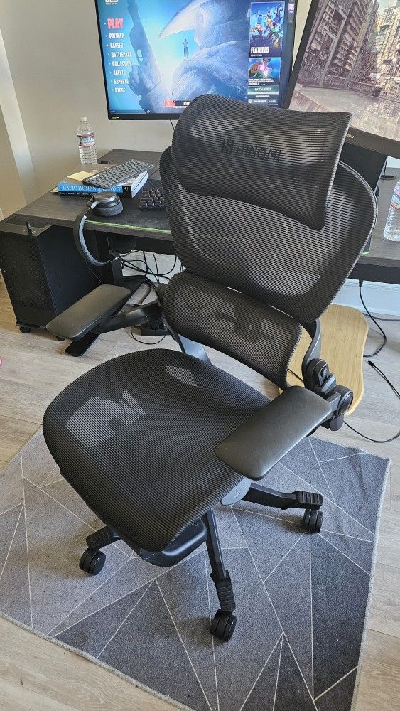 Hinomi Chair Black
