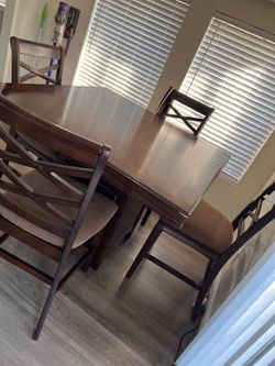 Diner table