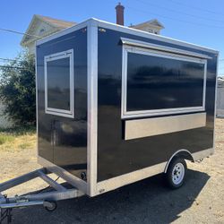 Food Trailer 