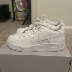 Air Force Ones white  size 5.5 Boys 