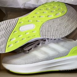 ADIDAS ULTRA RUN 5 SIZE 5.5