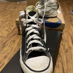 BLACK HIGH TOP CONVERSE