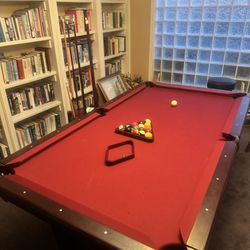 Luxury Pool Table – Red Felt w/ Accessories – Excellent Condition