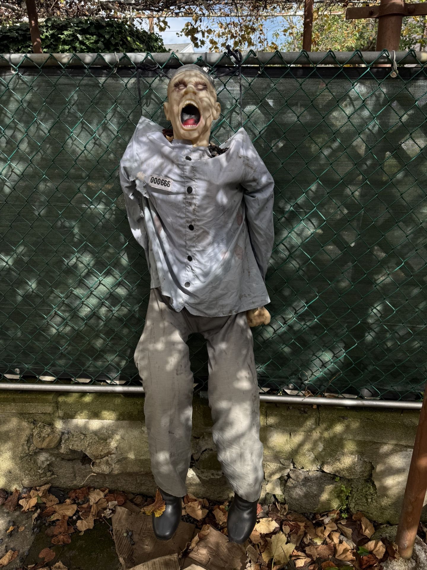 Halloween Animatronics Working / Not Working