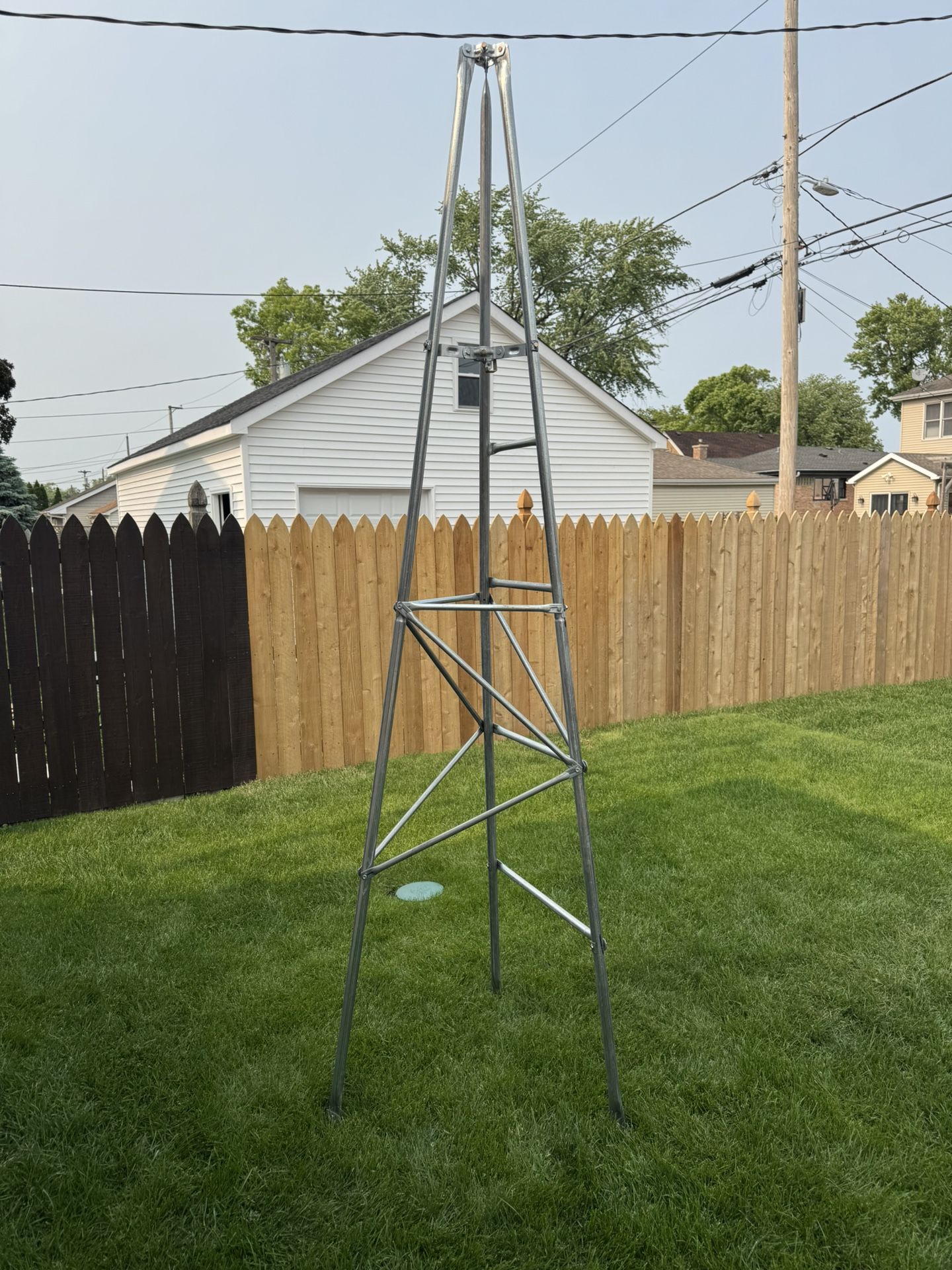 Antenna Tripod. ( 10 Feet)