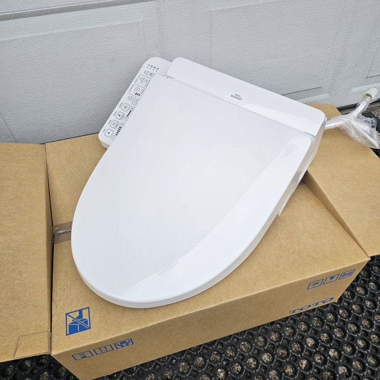 Toto Elongated Bidet Toilet Seat - New, Never Installed