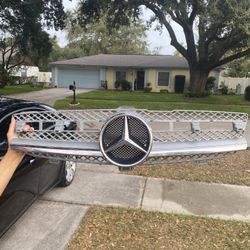 Mercedes Benz OEM Front Grill 