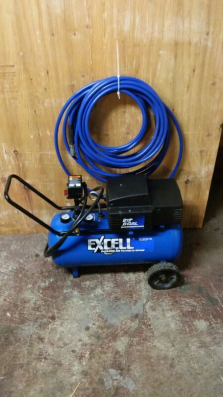 Excell 2 HP 8 Gallon Air Compressor