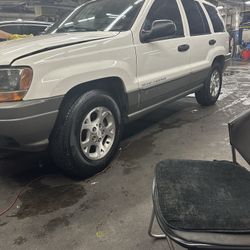1999 Jeep Cherokee