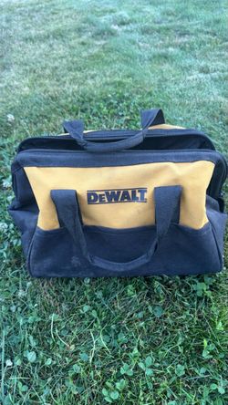 Dewalt tools bag