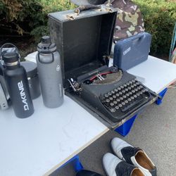 Antique Type Writer 