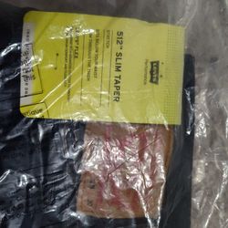  Levi's Jeans 