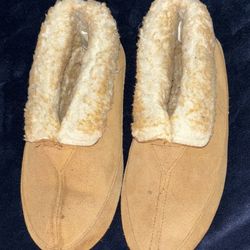 Girls Mid Moccasin Slippers (Field Tested Guide Gear)