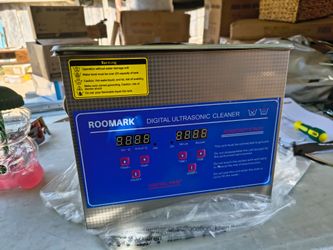 ROOMARK Ultrasonic Cleaner with Digital Timer and Heater, Stainless Steel, 5.74 lb, Silver