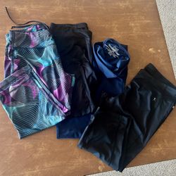 Womens Active Capri Leggins – Size Large