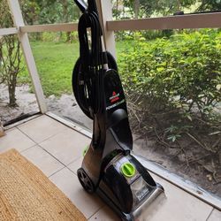 Bissell Power Carpet Steamer / Cleaner 