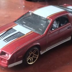2021 Hot Wheels "1985 Chevrolet Camaro IROC-Z" - GTB40 - #191/250 - Loose