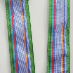 
Lands' End women's multicolored ribbon cloth belt size M D ring Stripe 37"


New without tags