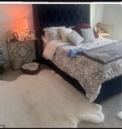 Queen Bed