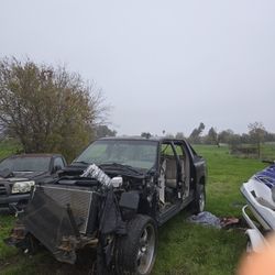 2006 CHEVY AVALANCHE z71 4WD DIFFERENTIAL/FRNT TRANSFER CASE