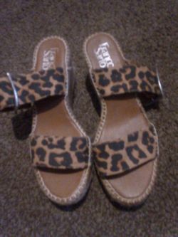 Franko Sarto Sz8 Leopard sandals