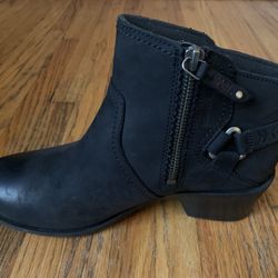 Teva Black Booties- Waterproof Leather